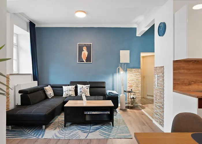 Backhome - Business&Family - Fantastische Schlosslage, Smarttv, Waschtrockner, Netflix, 70Qm, 24H Checkin - Apartment 6